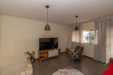 Sala de TV de casa à venda com 5 quartos, 350m² em Jardim Picerno I, Sumaré