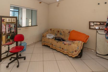Casa à venda com 350m², 5 quartos e 12 vagas Casa à venda com 350m², 5 quartos e 12 vagasQuarto 3