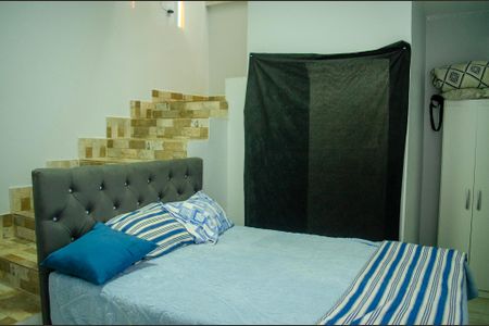 Sala 2 de casa à venda com 6 quartos, 300m² em Residencial Recanto do Bosque, Goiânia