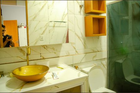 Casa à venda com 300m², 6 quartos e sem vagaBanheiro da Suíte 1
