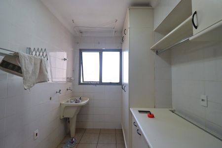 Apartamento para alugar com 172m², 4 quartos e 3 vagasÁrea de Serviço