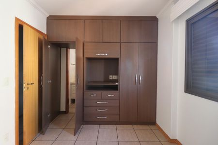 Apartamento para alugar com 172m², 4 quartos e 3 vagasSuíte 2