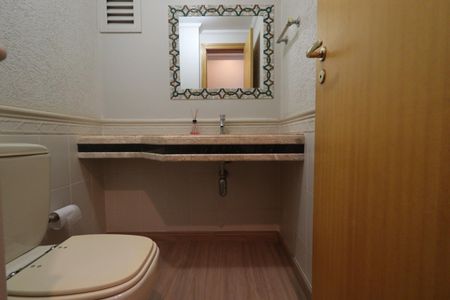 Apartamento para alugar com 172m², 4 quartos e 3 vagasLavabo