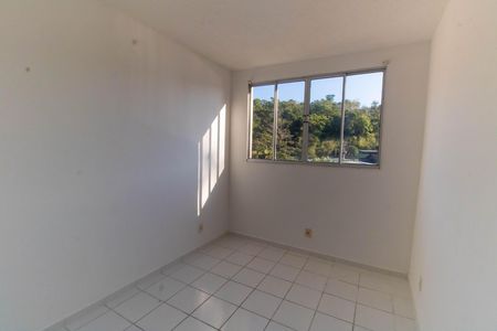 Quarto 2 de apartamento para alugar com 2 quartos, 50m² em Maria Paula, Niterói