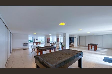Apartamento à venda com 156m², 3 quartos e 3 vagas Apartamento à venda com 156m², 3 quartos e 3 vagasSalão de jogos