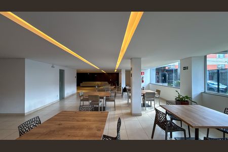 Apartamento à venda com 156m², 3 quartos e 3 vagas Apartamento à venda com 156m², 3 quartos e 3 vagasÁrea comum - Salão de festas