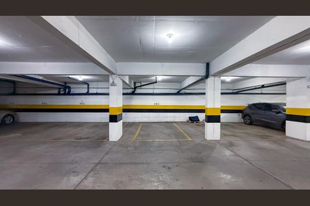Apartamento à venda com 156m², 3 quartos e 3 vagas Apartamento à venda com 156m², 3 quartos e 3 vagasvagas