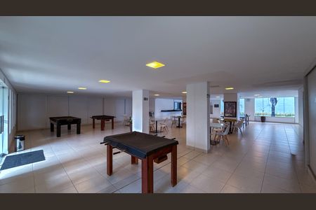 Apartamento à venda com 156m², 3 quartos e 3 vagas Apartamento à venda com 156m², 3 quartos e 3 vagasSalão de jogos