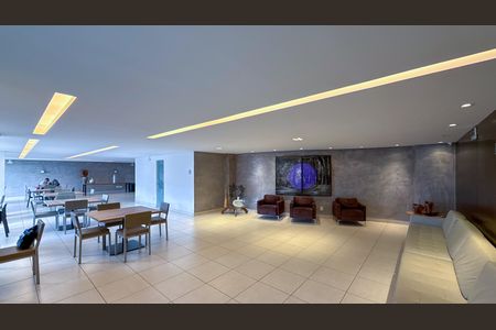 Apartamento à venda com 156m², 3 quartos e 3 vagas Apartamento à venda com 156m², 3 quartos e 3 vagasÁrea comum - Salão de festas