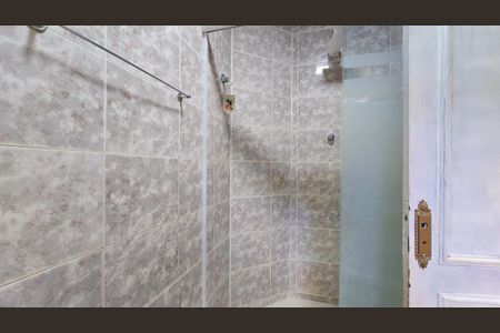Casa para alugar com 165m², 2 quartos e 1 vaga Casa para alugar com 165m², 2 quartos e 1 vagaBanheiro da Suíte