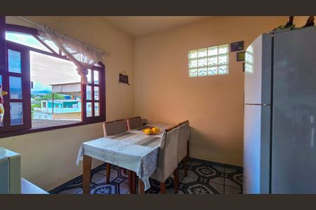 Casa para alugar com 165m², 2 quartos e 1 vaga Casa para alugar com 165m², 2 quartos e 1 vagaCopa cozinha