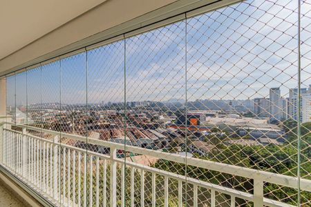 Apartamento para alugar com 105m², 3 quartos e 2 vagas Apartamento para alugar com 105m², 3 quartos e 2 vagasVaranda