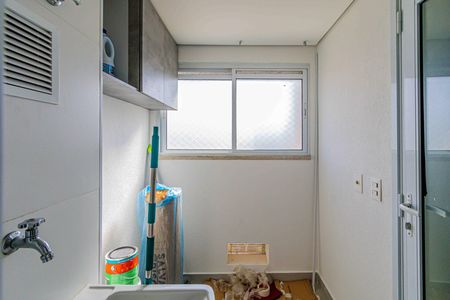 Apartamento para alugar com 105m², 3 quartos e 2 vagas Apartamento para alugar com 105m², 3 quartos e 2 vagasLavanderia
