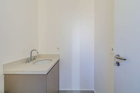 Apartamento para alugar com 105m², 3 quartos e 2 vagas Apartamento para alugar com 105m², 3 quartos e 2 vagasSuite 02 - Banheiro