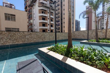 Apartamento à venda com 30m², 1 quarto e sem vaga Apartamento à venda com 30m², 1 quarto e sem vagaÁrea comum - Piscina