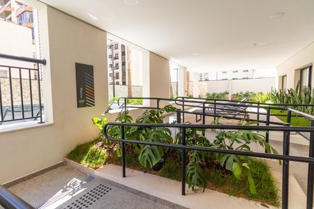 Apartamento à venda com 30m², 1 quarto e sem vaga Apartamento à venda com 30m², 1 quarto e sem vagaÁrea comum - Piscina