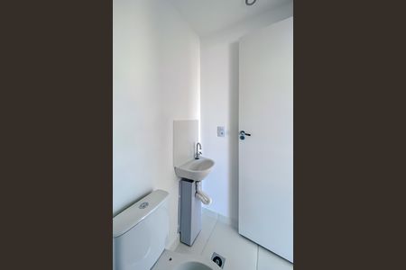 Apartamento para alugar com 39m², 2 quartos e sem vaga Apartamento para alugar com 39m², 2 quartos e sem vagaBanheiro