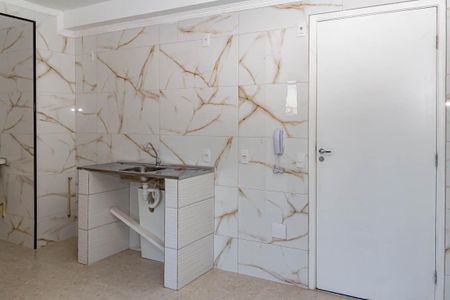Apartamento para alugar com 38m², 2 quartos e sem vaga