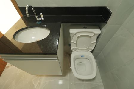 Banheiro de apartamento para alugar com 1 quarto, 30m² em Liberdade, São Paulo