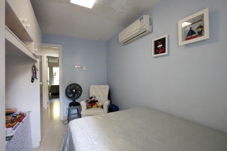 Casa de condomínio à venda com 112m², 3 quartos e 4 vagas Casa de condomínio à venda com 112m², 3 quartos e 4 vagasQuarto 2