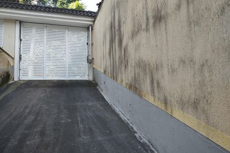 Casa de condomínio à venda com 112m², 3 quartos e 4 vagas Casa de condomínio à venda com 112m², 3 quartos e 4 vagasGaragem