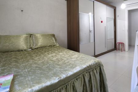 Casa de condomínio à venda com 112m², 3 quartos e 4 vagas Casa de condomínio à venda com 112m², 3 quartos e 4 vagasQuarto 1 - Suíte