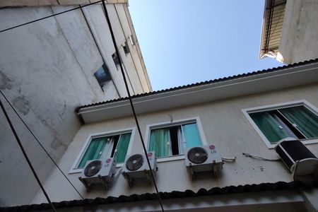 Casa de condomínio à venda com 112m², 3 quartos e 4 vagas Casa de condomínio à venda com 112m², 3 quartos e 4 vagasFachada Fundos