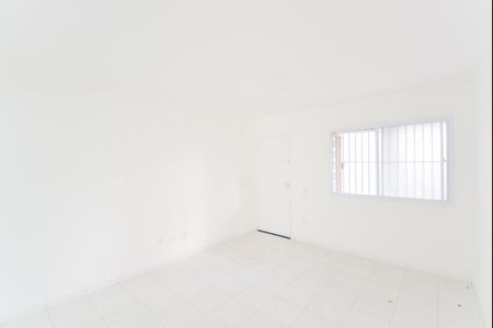 Sala de apartamento para alugar com 2 quartos, 50m² em Vila Alzira, Guarulhos