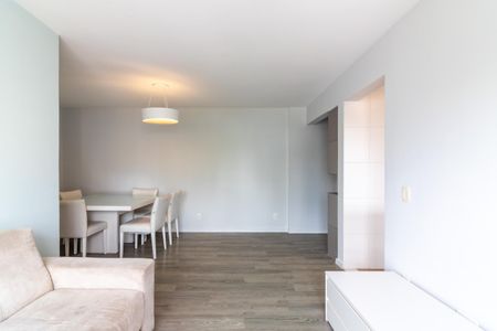 Sala de apartamento para alugar com 2 quartos, 72m² em Vila Nova Conceição, São Paulo