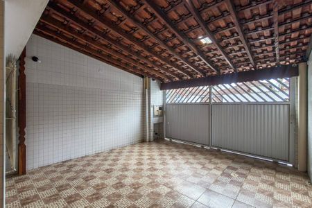 Garagem de casa para alugar com 3 quartos, 75m² em Vila Tupi, Praia Grande