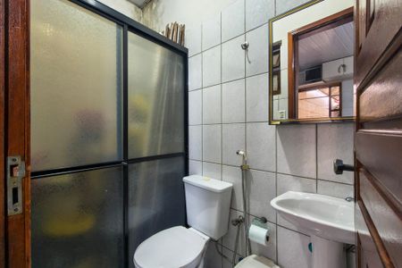 Banheiro 2 de casa para alugar com 3 quartos, 75m² em Vila Tupi, Praia Grande