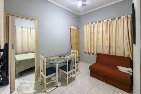 Casa para alugar com 75m², 3 quartos e 2 vagas Casa para alugar com 75m², 3 quartos e 2 vagasSala