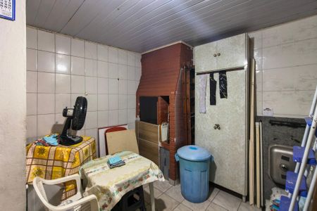 Edícula de casa para alugar com 3 quartos, 75m² em Vila Tupi, Praia Grande