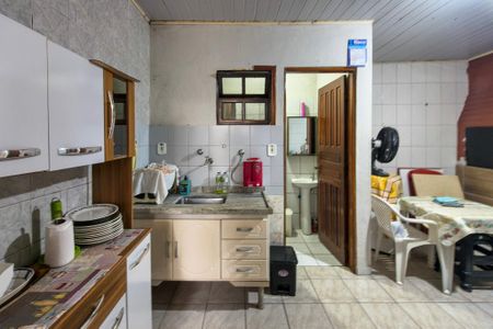 Edícula de casa para alugar com 3 quartos, 75m² em Vila Tupi, Praia Grande