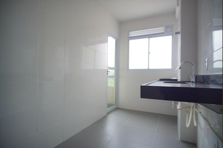 Cozinha de apartamento para alugar com 2 quartos, 62m² em Jardim Itu Planalto, Porto Alegre