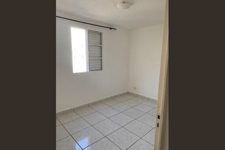 Quarto de apartamento para alugar com 2 quartos, 48m² em Roselândia, Cotia
