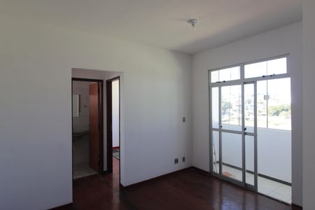 Sala de apartamento para alugar com 1 quarto, 65m² em Copacabana, Belo Horizonte