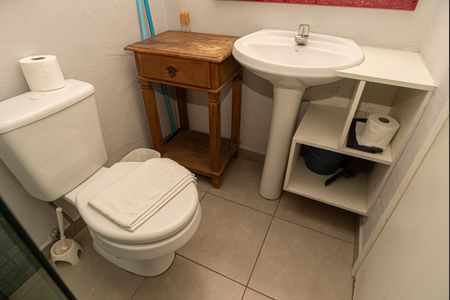 Banheiro de kitnet/studio à venda com 1 quarto, 29m² em Bela Vista, São Paulo