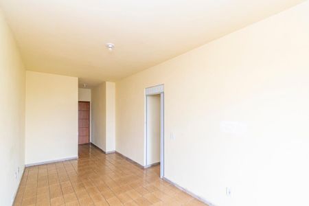 Sala de apartamento para alugar com 2 quartos, 81m² em Cordovil, Rio de Janeiro