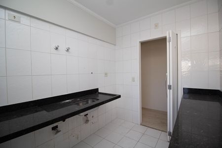 Apartamento à venda com 61m², 2 quartos e 1 vaga Apartamento à venda com 61m², 2 quartos e 1 vagaCozinha