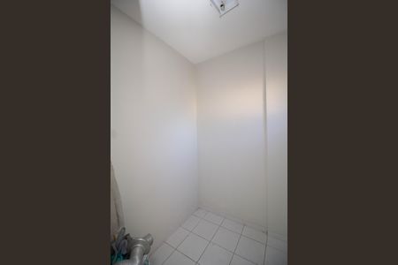 Apartamento à venda com 61m², 2 quartos e 1 vaga Apartamento à venda com 61m², 2 quartos e 1 vagaQuarto de Serviço