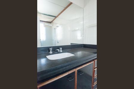 Apartamento à venda com 110m², 3 quartos e 2 vagas Apartamento à venda com 110m², 3 quartos e 2 vagasBanheiro suite