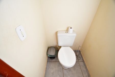 Casa à venda com 216m², 2 quartos e sem vagaLavabo
