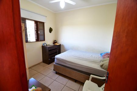 Quarto 2 de casa à venda com 2 quartos, 216m² em Residencial Terra Nova, Campinas