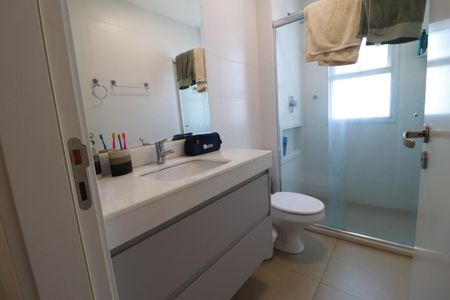 Apartamento para alugar com 93m², 3 quartos e 2 vagasBanheiro suite 
