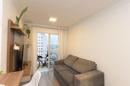 Sala  de apartamento para alugar com 2 quartos, 47m² em Parque Vitoria, São Paulo