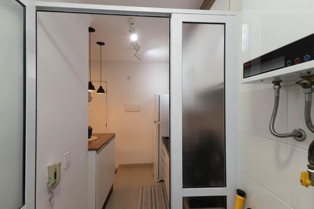 Área de Serviço de apartamento para alugar com 2 quartos, 47m² em Parque Vitoria, São Paulo