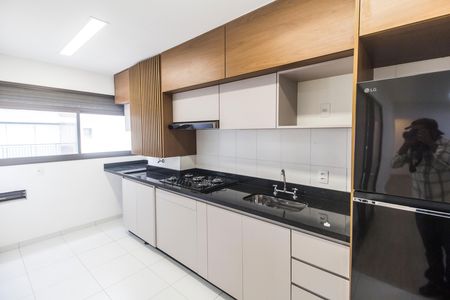 Cozinha de apartamento para alugar com 3 quartos, 97m² em Empresarial 18 do Forte, Barueri