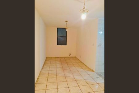 Apartamento à venda com 58m², 2 quartos e 1 vaga Apartamento à venda com 58m², 2 quartos e 1 vagaBanheiro