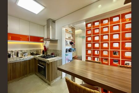 Apartamento à venda com 4 quartos, 130m² em Cachoeirinha, Belo Horizonte